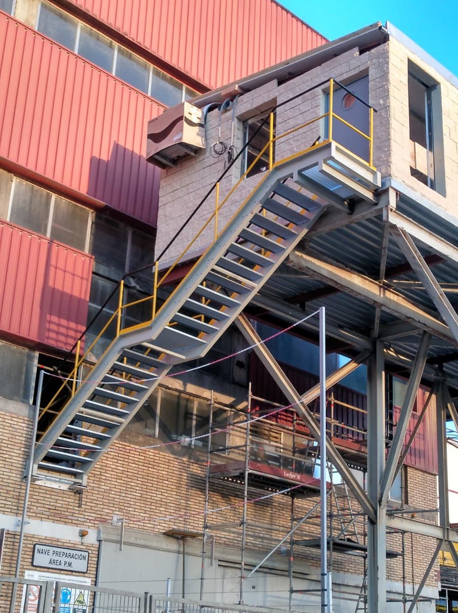 Frimetalnox, estructuras metálicas en Lugo